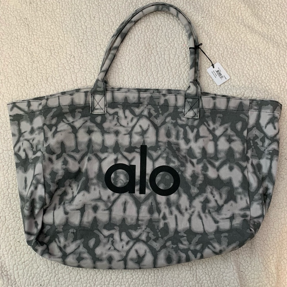 Alo Yoga Tote Bag